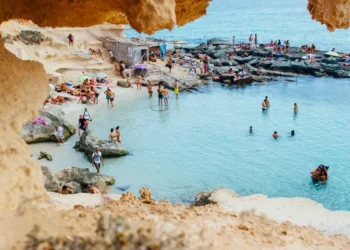 Atostogos Europoje 2026-aisiais: nauji mokesčiai, brangesnės vinjetės ir privalomi leidimai. Ką verta žinoti prieš kelionę