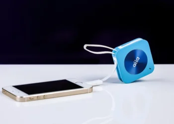 Usb Šakotuvas Powerbankas / Nuotrauka: aiiapromogifts (Pixabay)