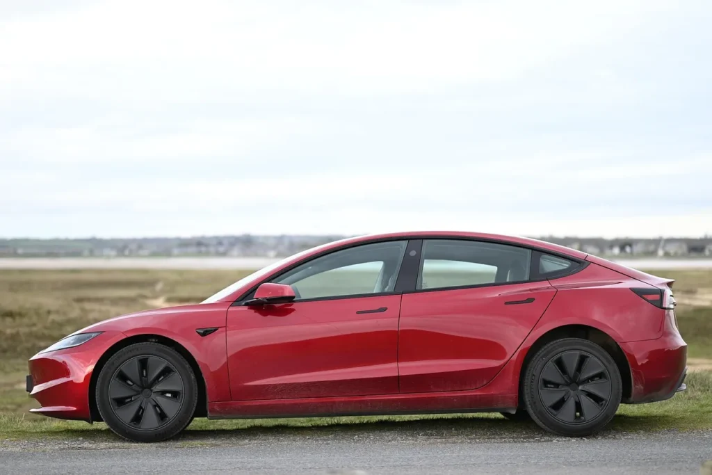 Tesla Model Elektromobilis / Nuotrauka: JACLOU-DL (Pixabay)