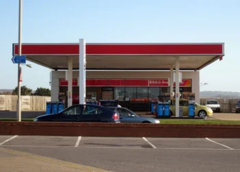 Nemokamas botoksas Duisburge sukėlė sumaištį: šimtai eilėje, gydytojai kritikuoja